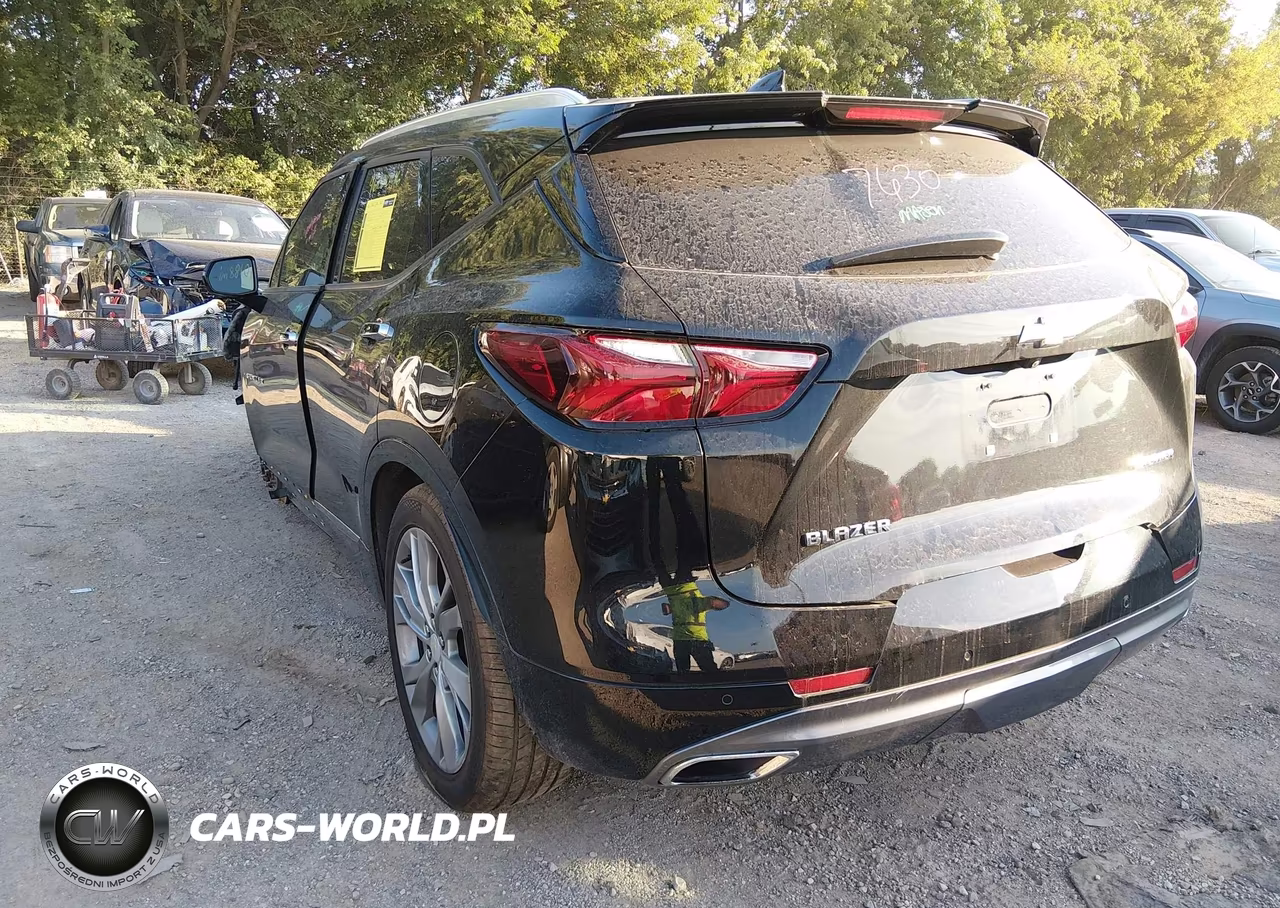 2019 Chevrolet Blazer Premier VIN:3GNKBFRS5KS704076 - 3