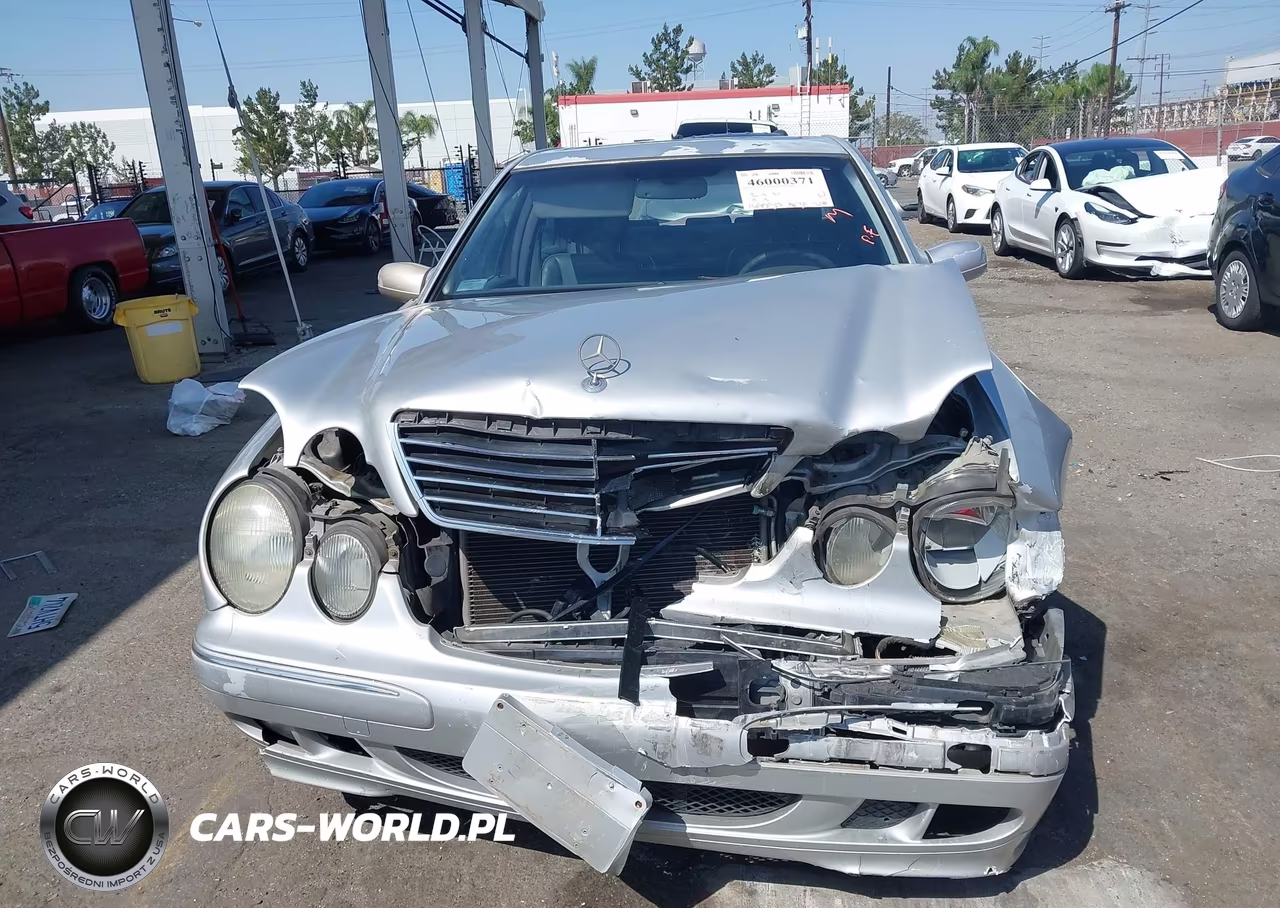 2000 Mercedes-Benz E 320 VIN:WDBJF65J8YB138598 - 13