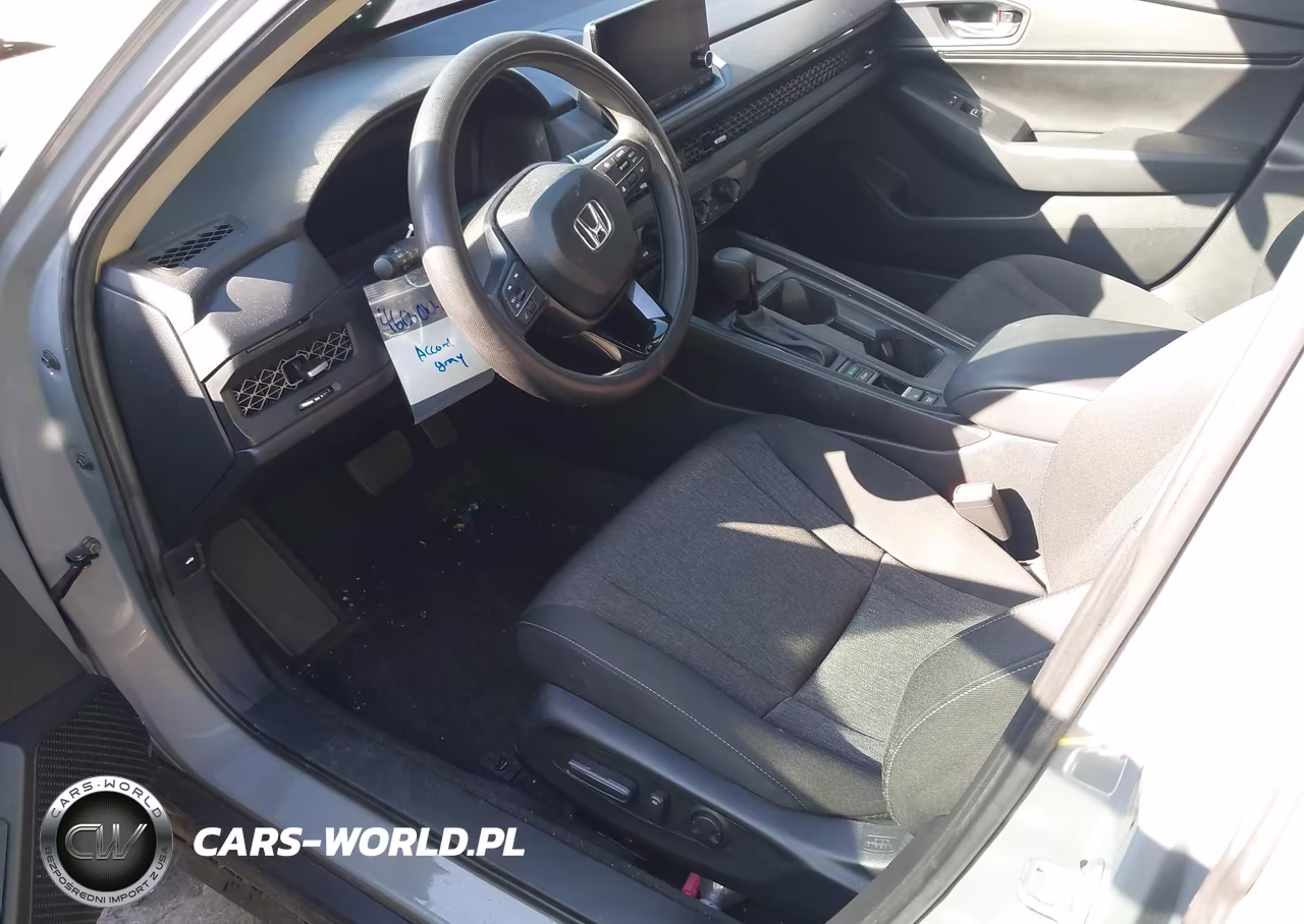 2025 Honda Accord Se VIN:1HGCY1F41SA013389 - 19