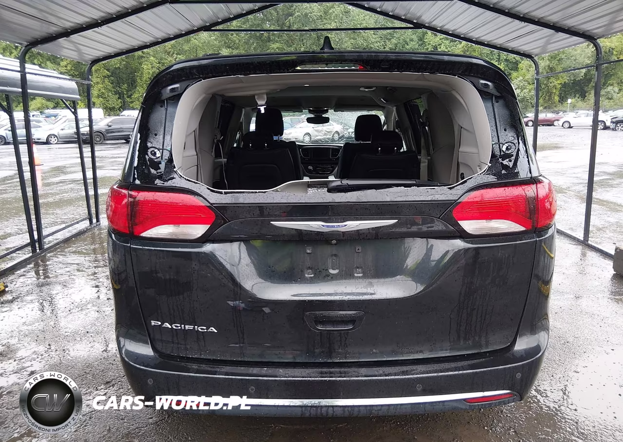 2019 Chrysler Pacifica Touring L VIN:2C4RC1BG6KR721687 - 16