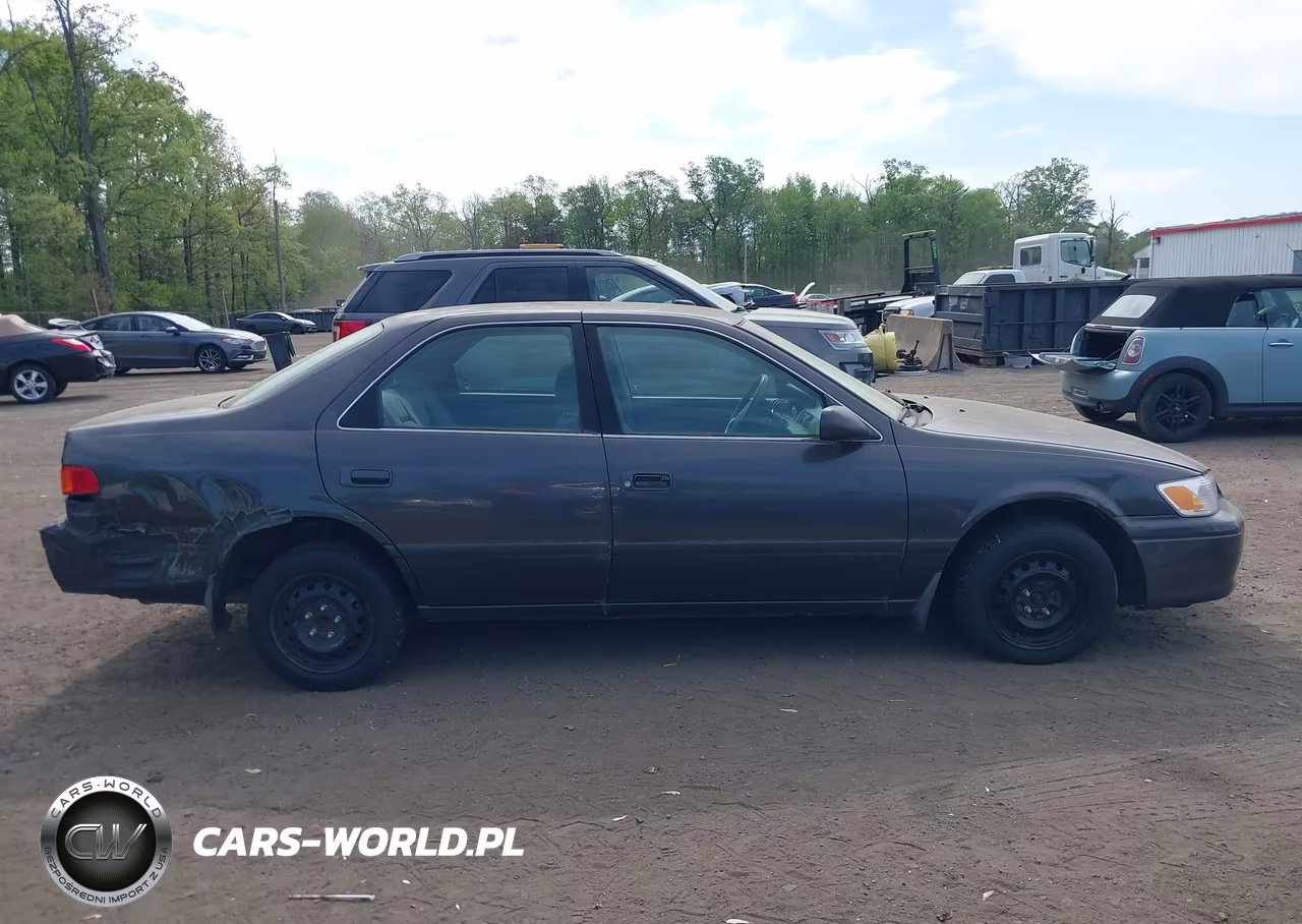 2000 Toyota Camry Le V6 VIN:4T1BF22K7YU952625 - 13