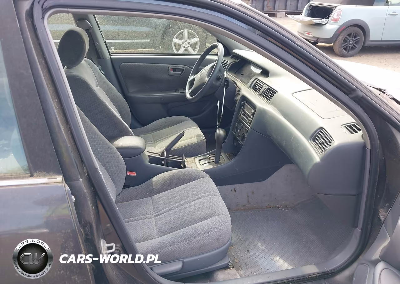 2000 Toyota Camry Le V6 VIN:4T1BF22K7YU952625 - 5