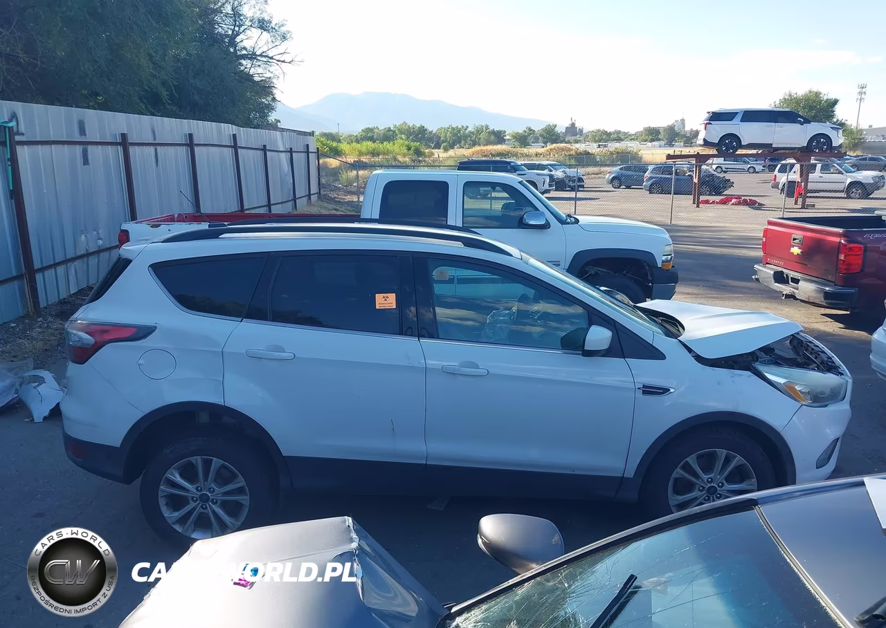2017 Ford Escape Se VIN:1FMCU9GD1HUA51456 - 13