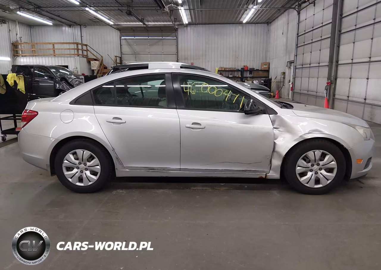 2013 Chevrolet Cruze Ls Auto VIN:1G1PA5SH7D7213092 - 14