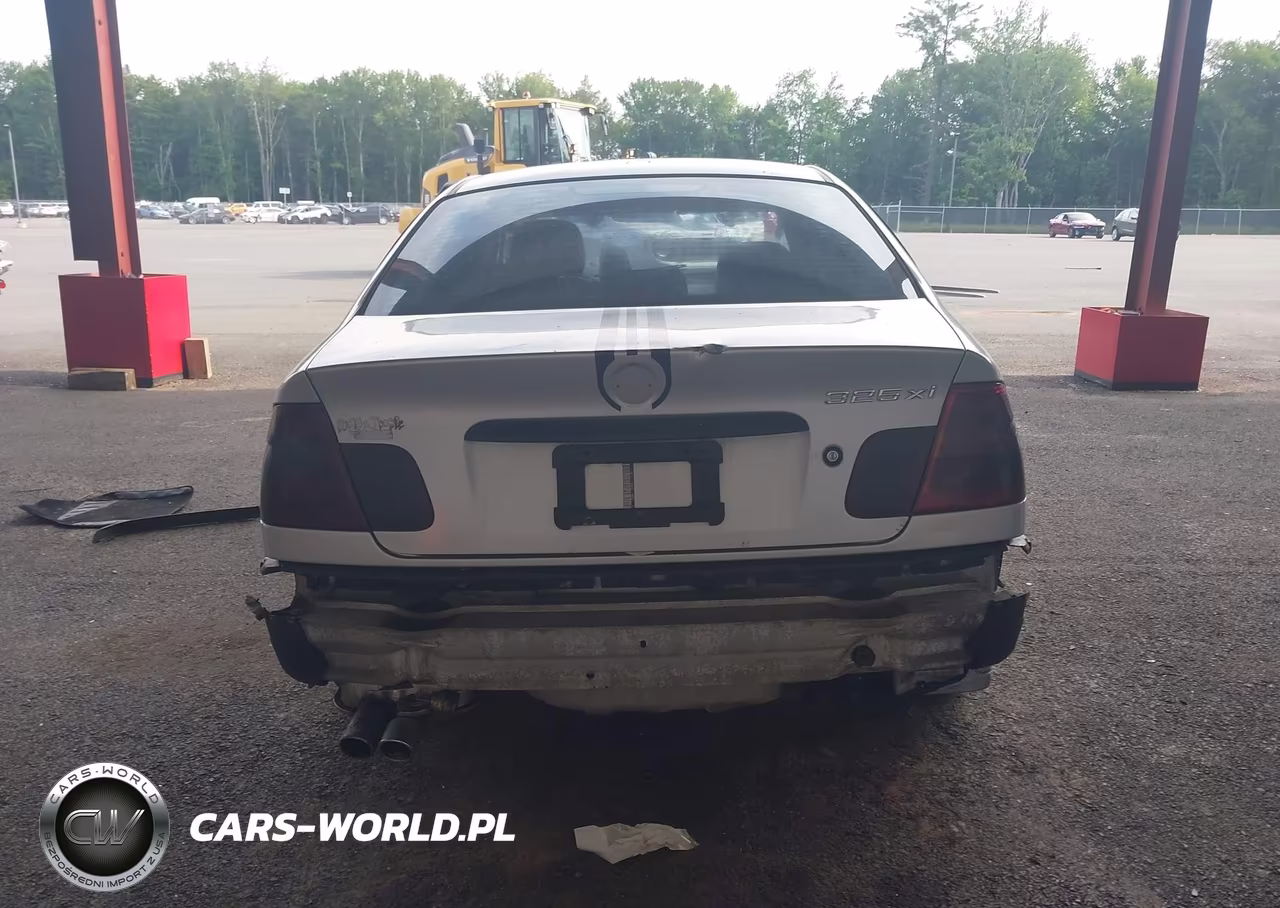 2003 BMW 3 Series 325Xi VIN:WBAEU33493PM53469 - 16