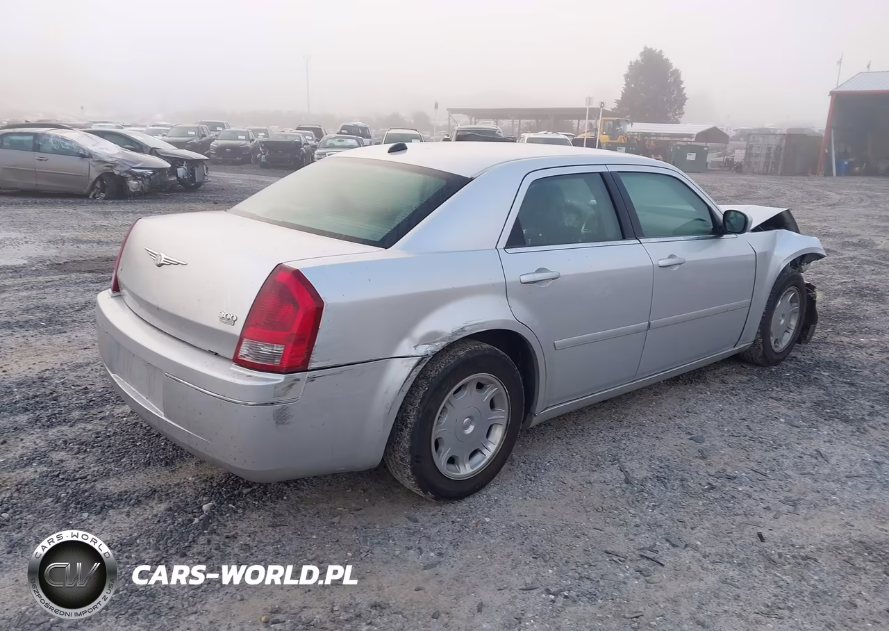 2005 Chrysler 300 Touring VIN:2C3JA53G05H502652 - 4