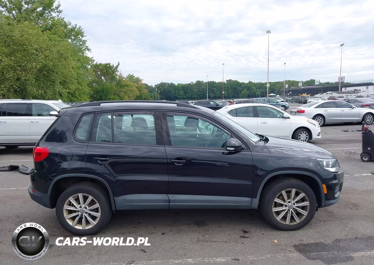 2017 Volkswagen Tiguan 2.0T-2.0T S VIN:WVGBV7AX3HK051924 - 13