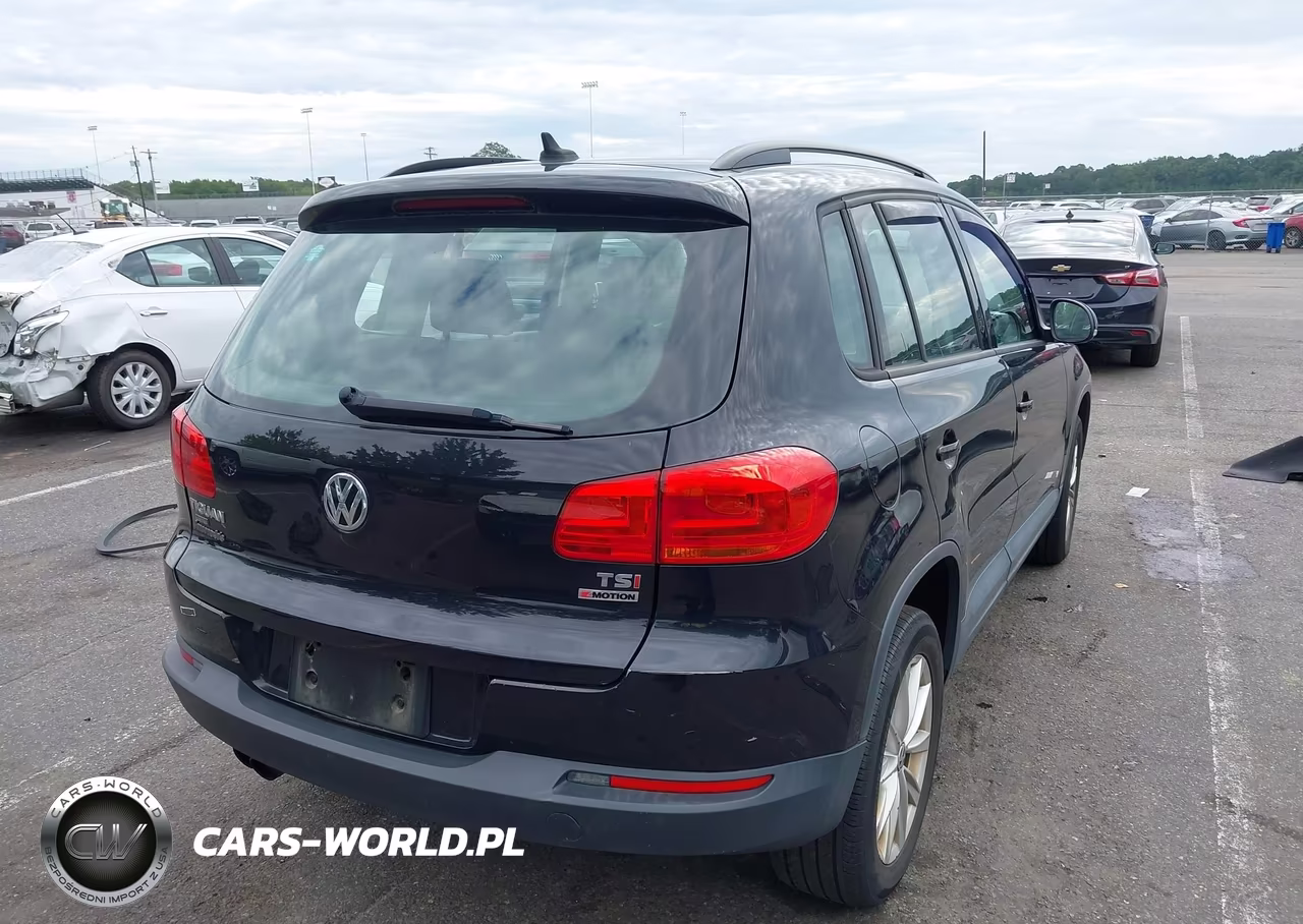 2017 Volkswagen Tiguan 2.0T-2.0T S VIN:WVGBV7AX3HK051924 - 4