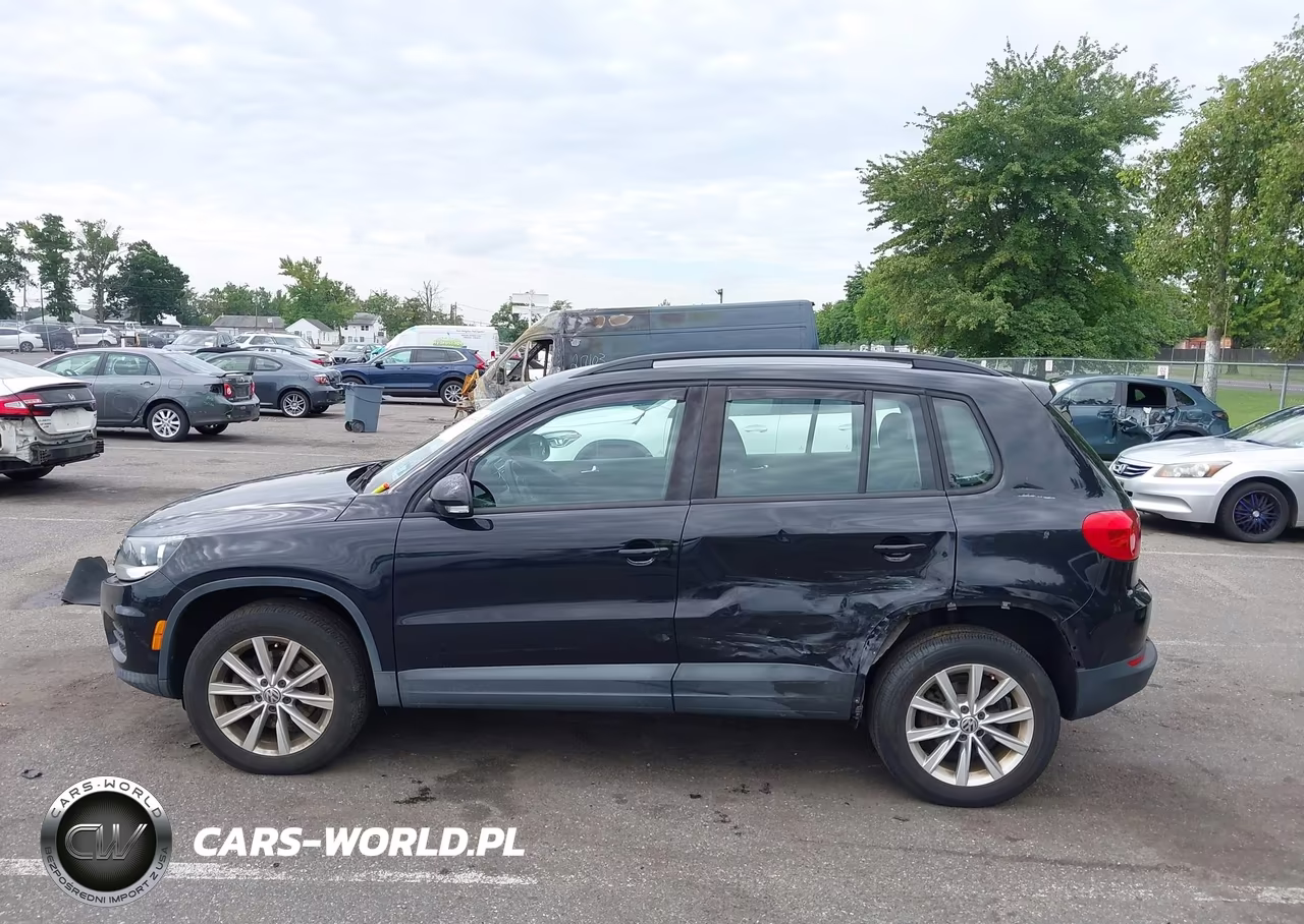 2017 Volkswagen Tiguan 2.0T-2.0T S VIN:WVGBV7AX3HK051924 - 6