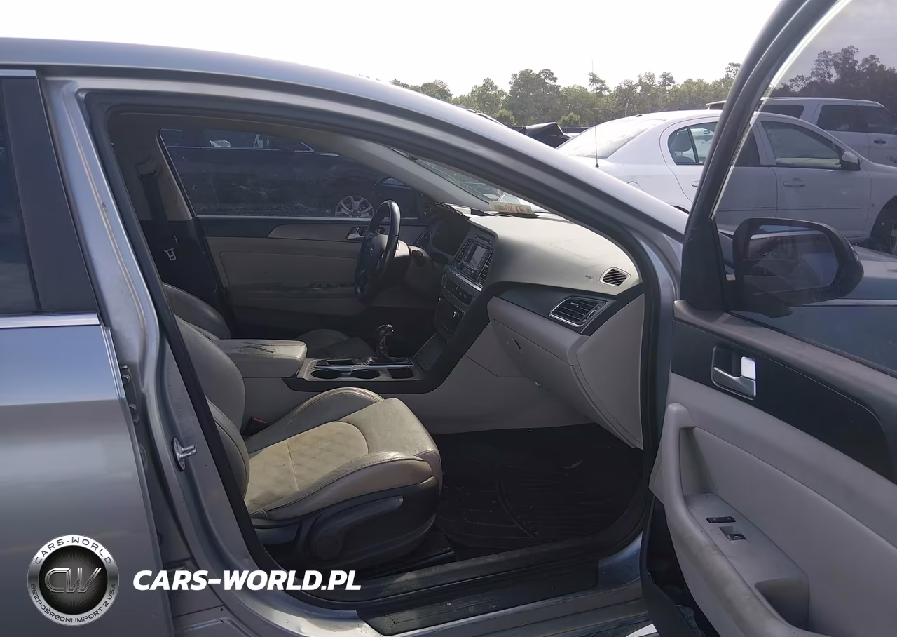 2015 Hyundai Sonata Sport VIN:5NPE34AFXFH138065 - 5