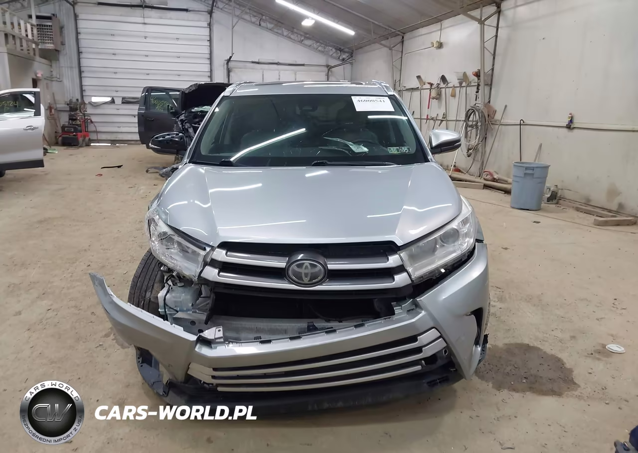 2017 Toyota Highlander Xle VIN:5TDJZRFH0HS385273 - 12