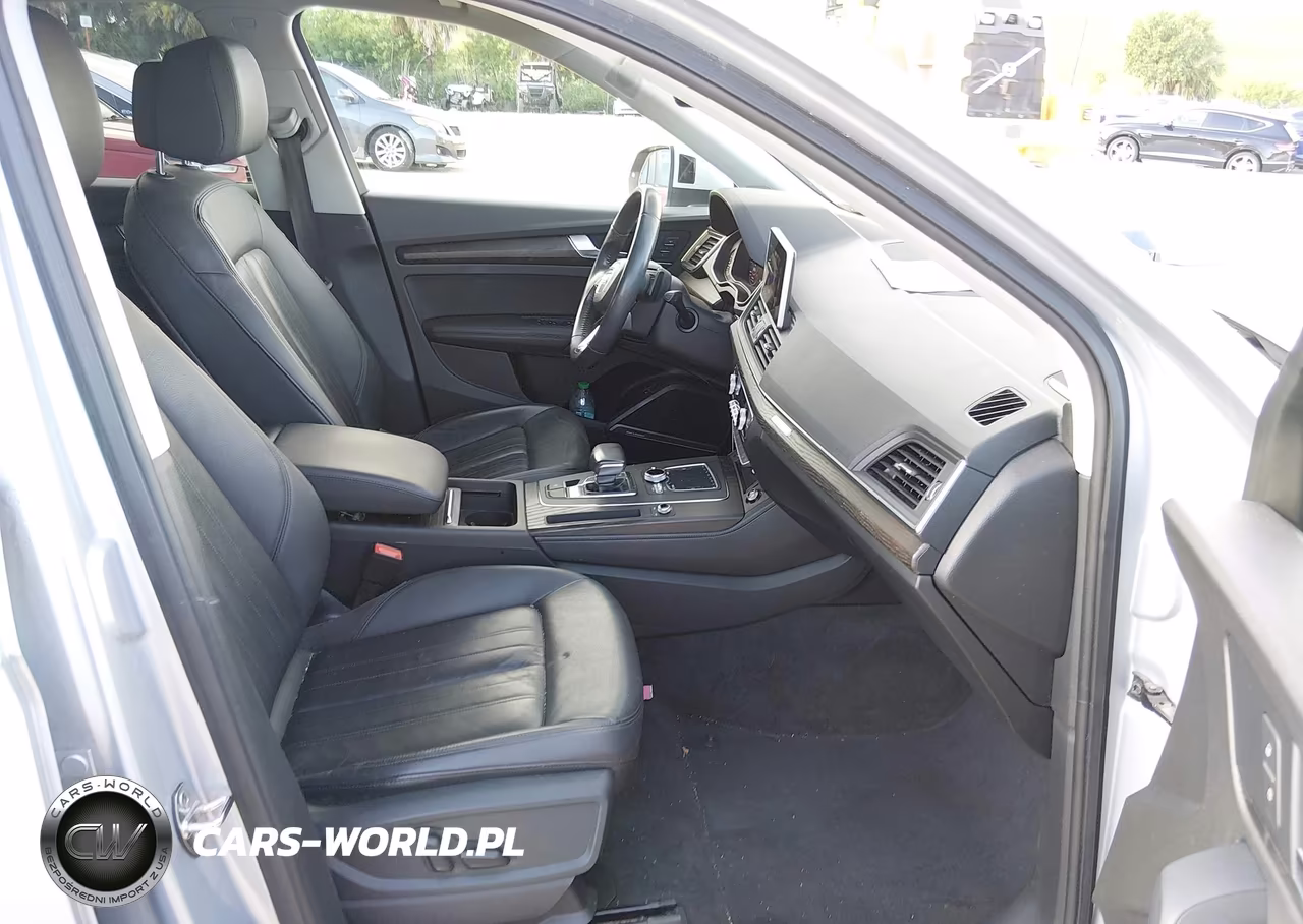 2019 Audi Q5 45 Premium VIN:WA1BNAFY9K2136089 - 5