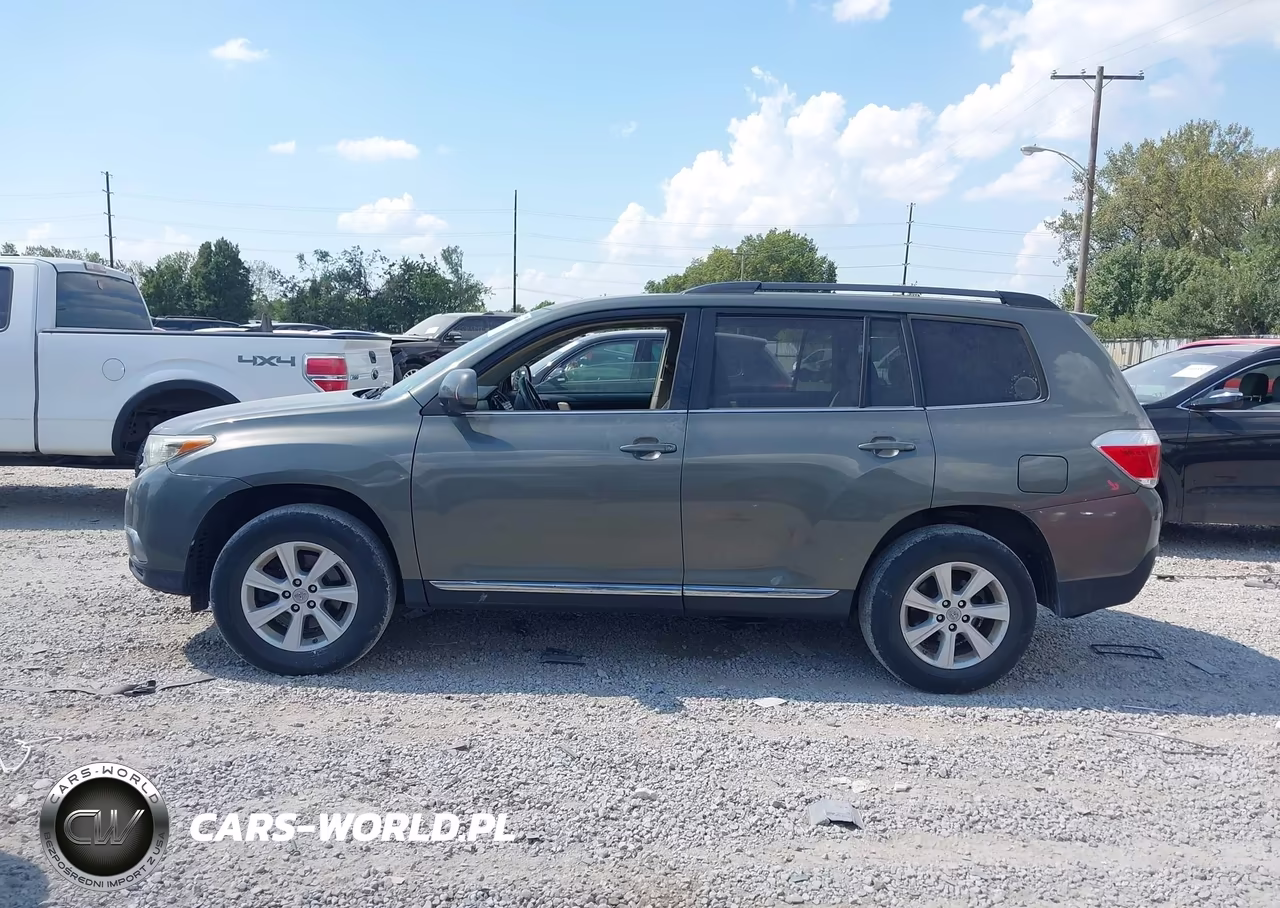 2011 Toyota Highlander Base V6 VIN:5TDBK3EH7BS074308 - 14