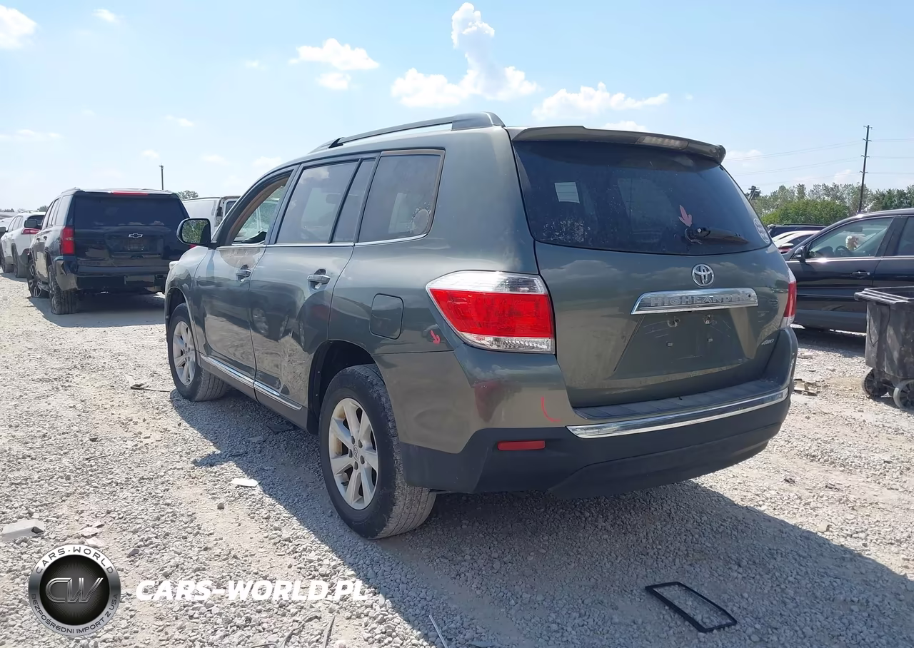 2011 Toyota Highlander Base V6 VIN:5TDBK3EH7BS074308 - 3