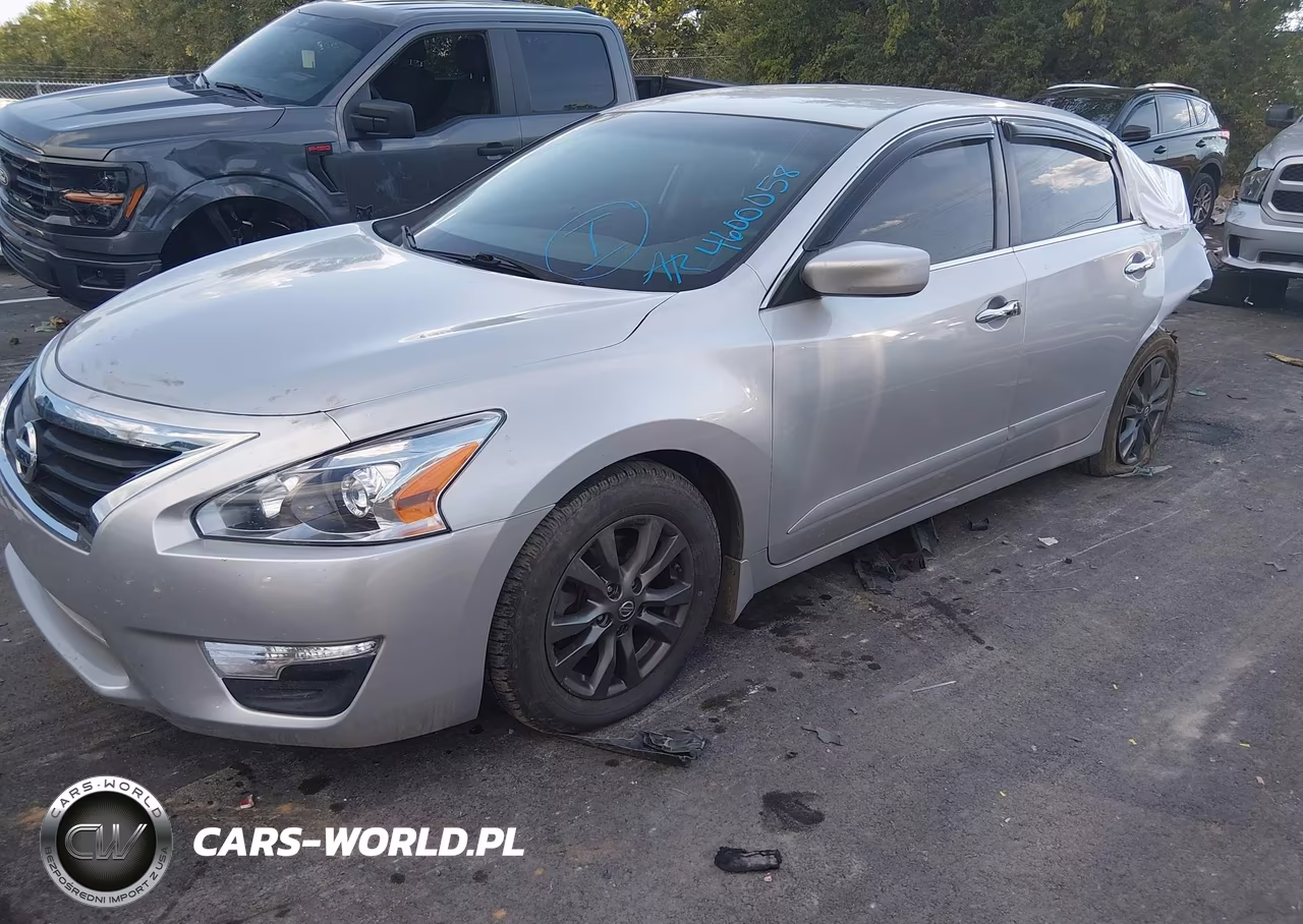 2015 Nissan Altima 2.5 S VIN:1N4AL3AP4FC570900 - 2