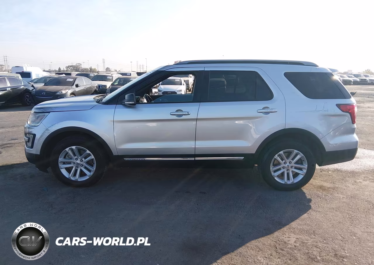 2017 Ford Explorer Xlt VIN:1FM5K7DH4HGC76981 - 14
