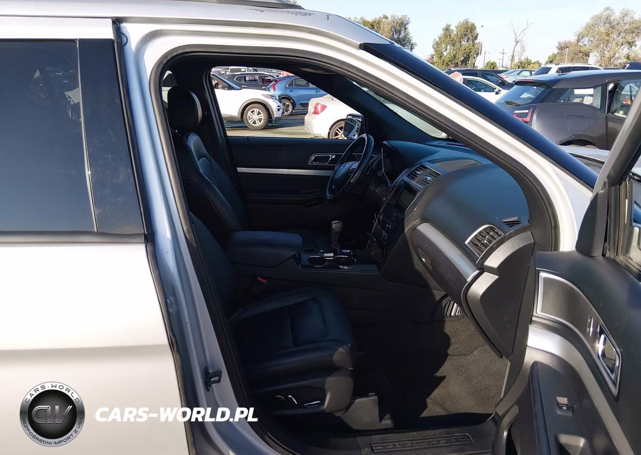 2017 Ford Explorer Xlt VIN:1FM5K7DH4HGC76981 - 5