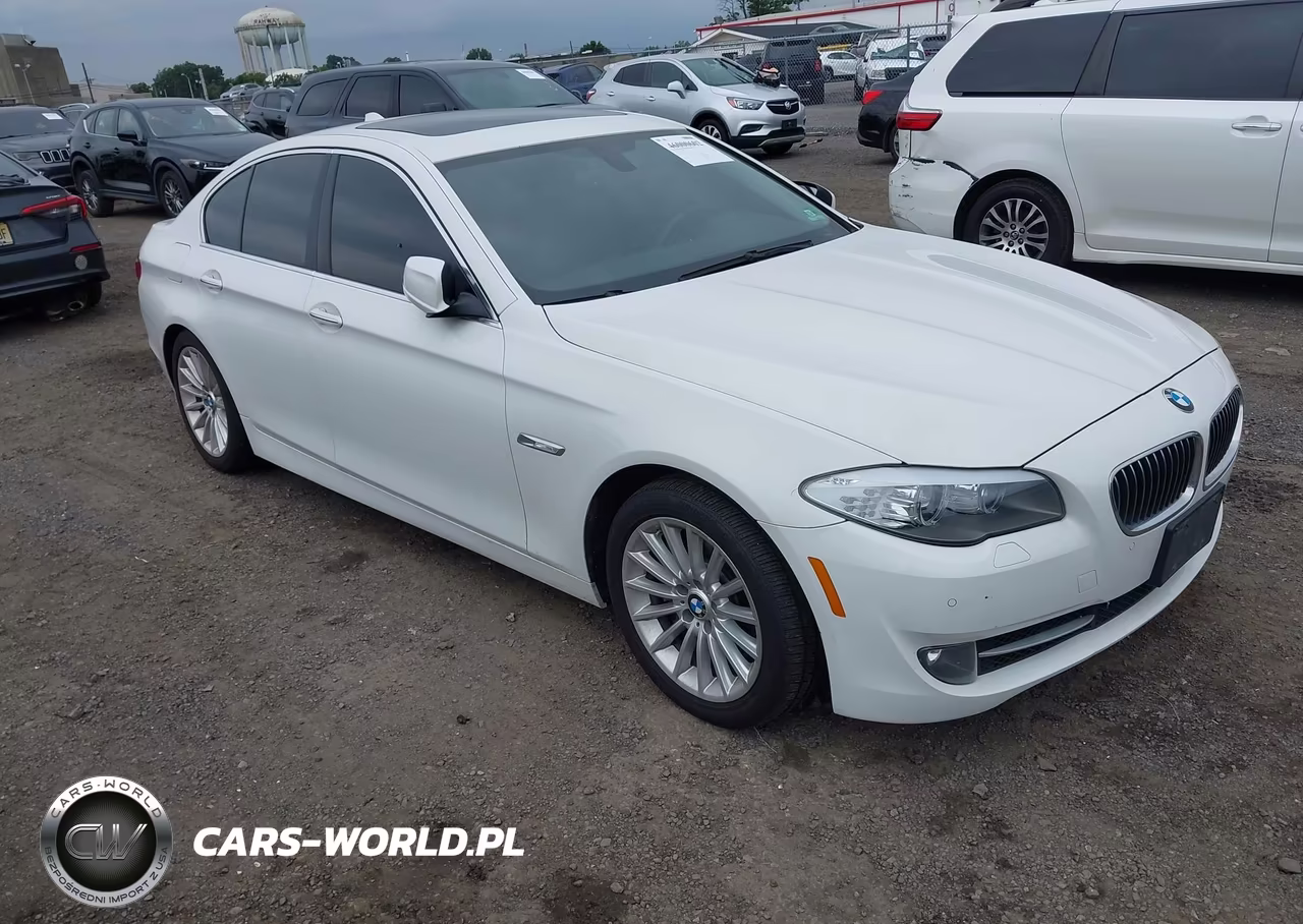2013 BMW 535I xDrive – zdjęcie 1 z 11