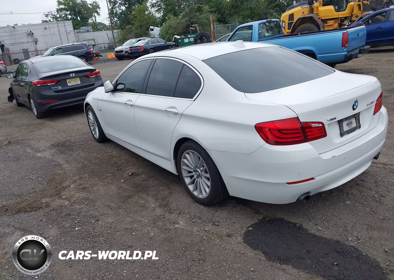 2013 BMW 535I xDrive VIN:WBAFU7C57DDU71119 - 3