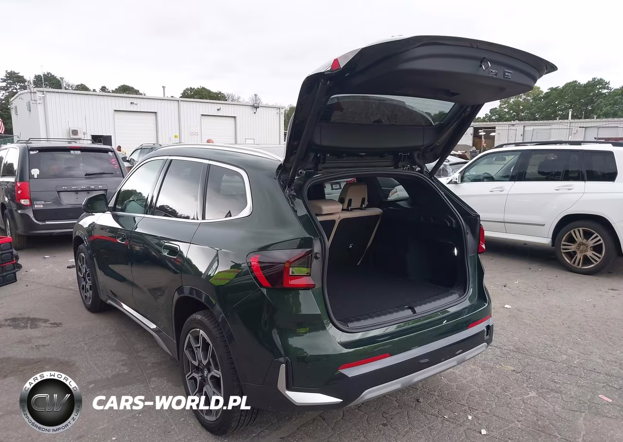 2025 BMW X1 xDrive28I VIN:WBX73EF02S5136908 - 3