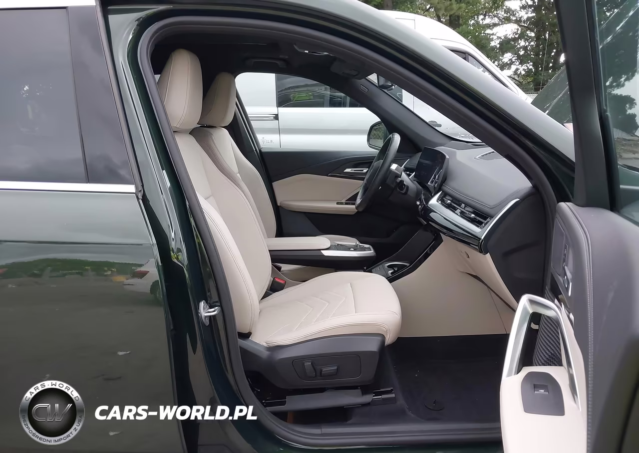 2025 BMW X1 xDrive28I VIN:WBX73EF02S5136908 - 5