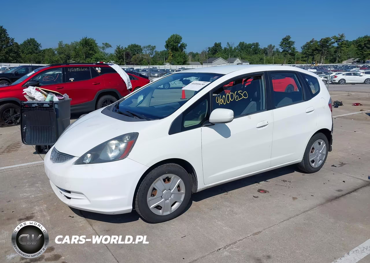 2013 Honda Fit VIN:JHMGE8H37DC050670 - 2