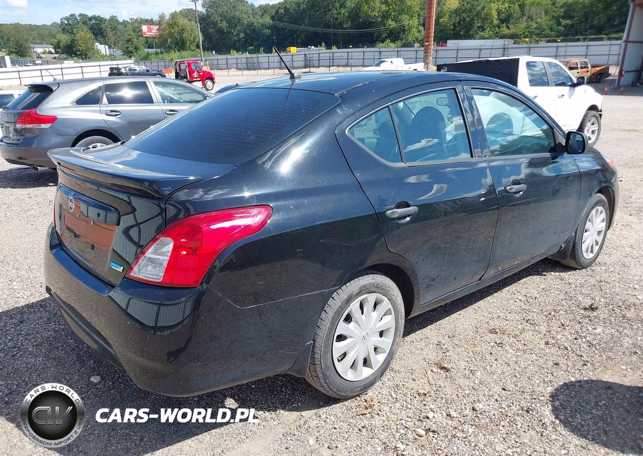 2015 Nissan Versa 1.6 S+ VIN:3N1CN7AP6FL956083 - 4