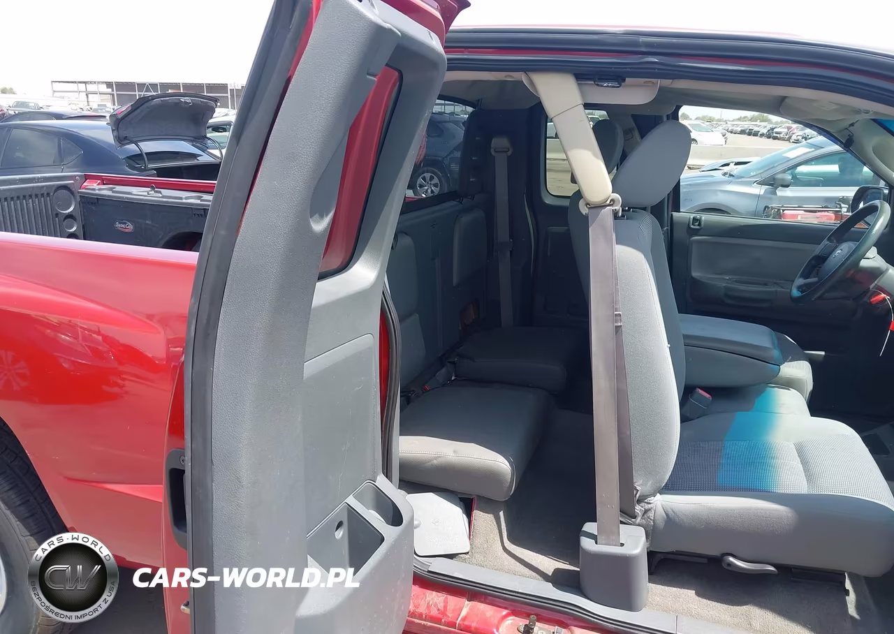 2007 Dodge Dakota Slt VIN:1D7HE42K67S136647 - 8