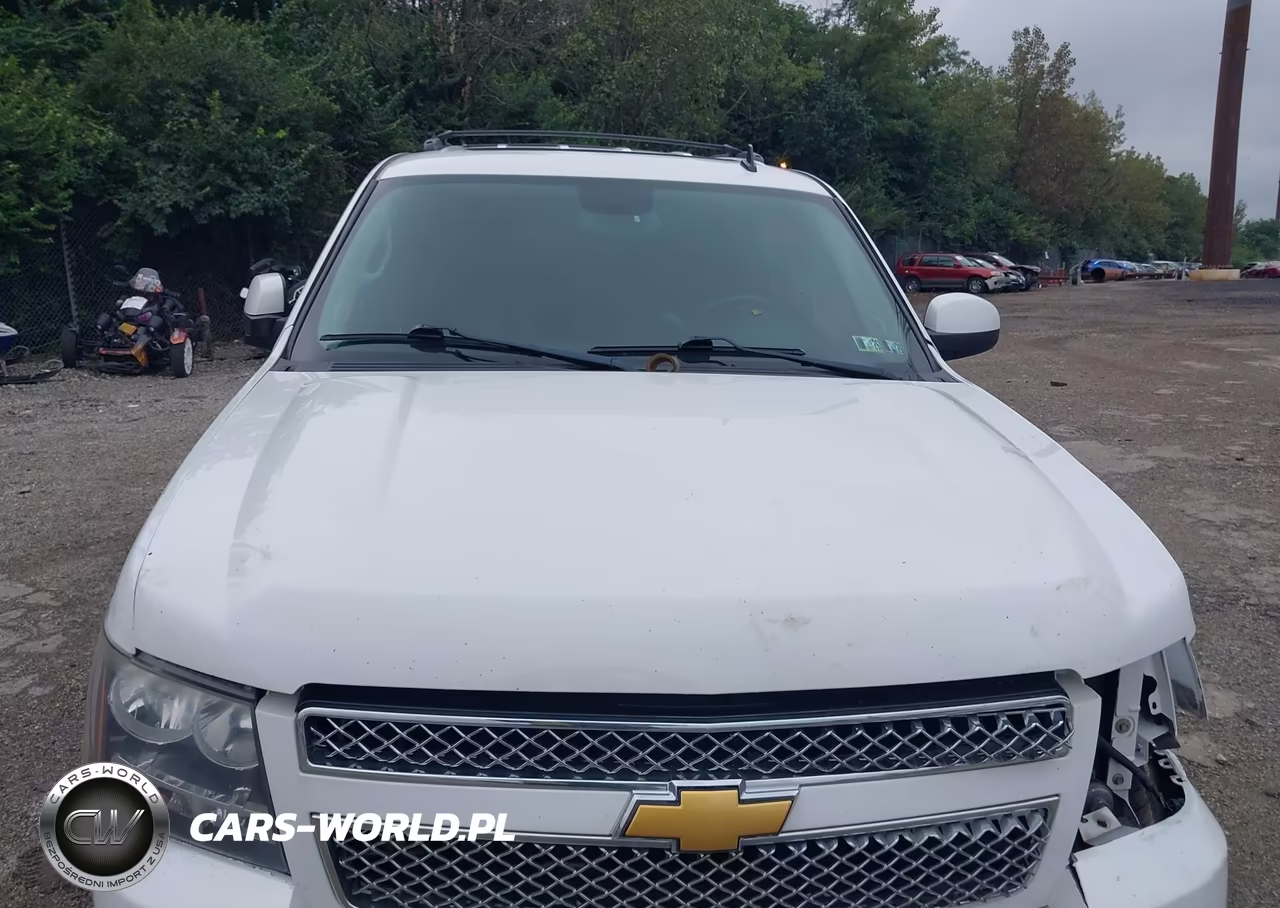 2013 Chevrolet Tahoe Lt VIN:1GNSKBE04DR196167 - 10
