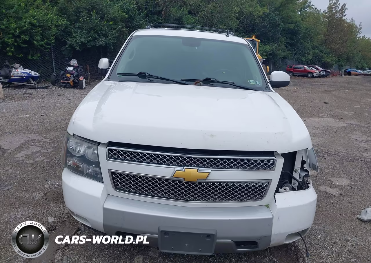 2013 Chevrolet Tahoe Lt VIN:1GNSKBE04DR196167 - 12