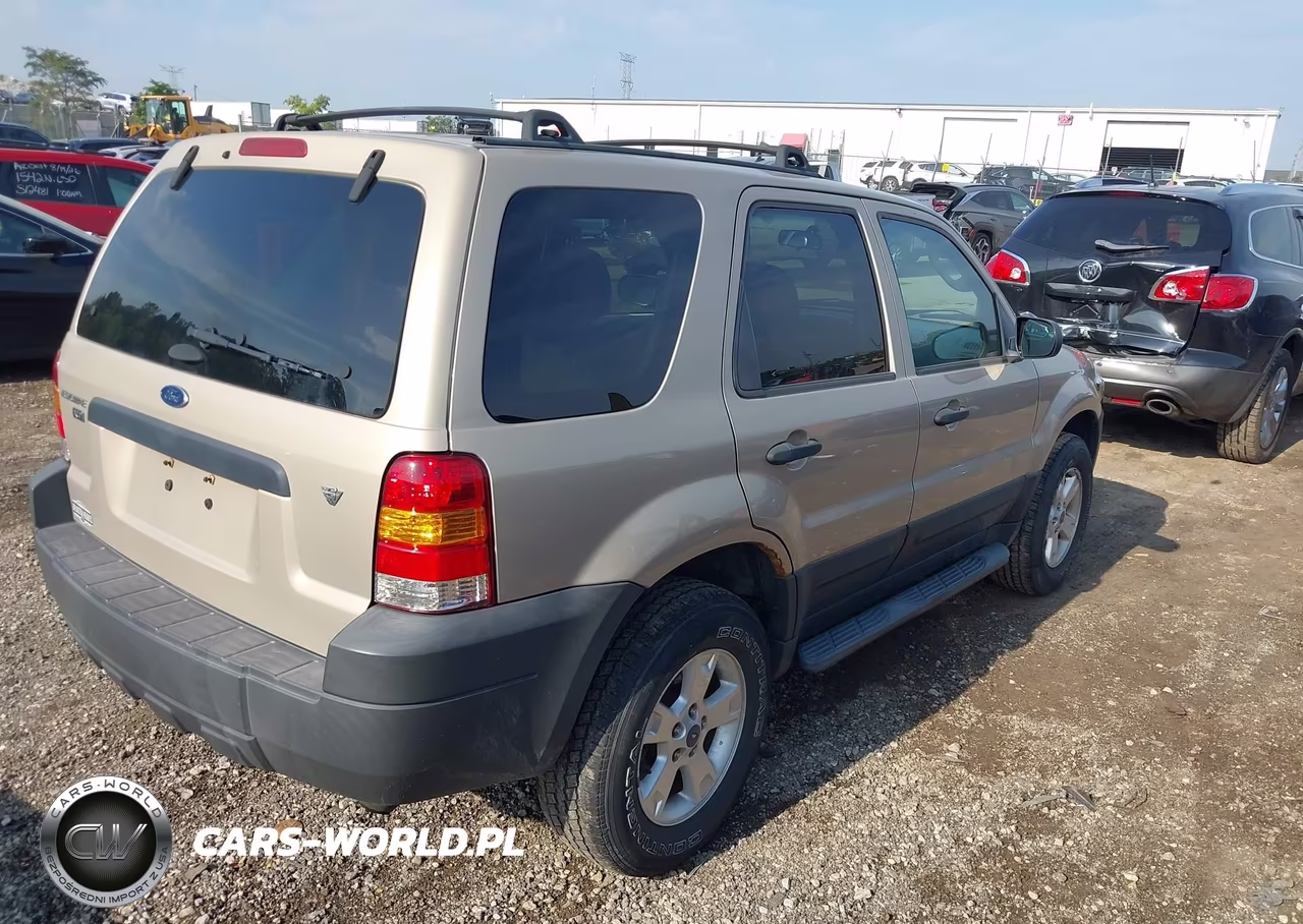 2007 Ford Escape Xlt-Xlt Sport VIN:1FMYU931X7KB20124 - 4