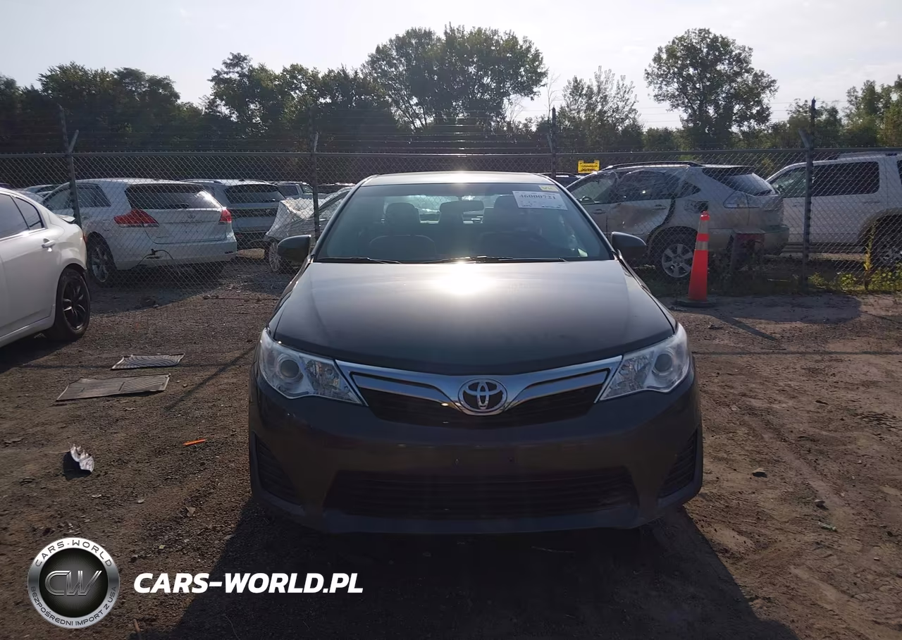 2012 Toyota Camry Le VIN:4T4BF1FK7CR227741 - 13