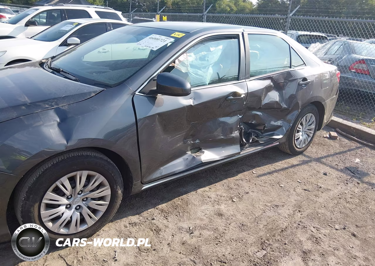 2012 Toyota Camry Le VIN:4T4BF1FK7CR227741 - 6