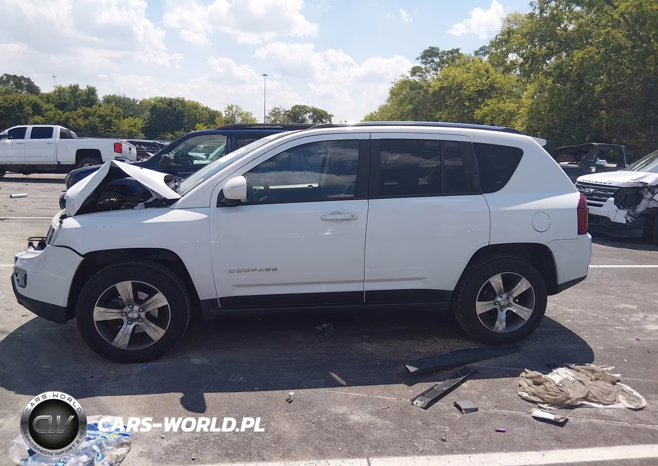 2016 Jeep Compass High Altitude Edition VIN:1C4NJDEB9GD793709 - 14