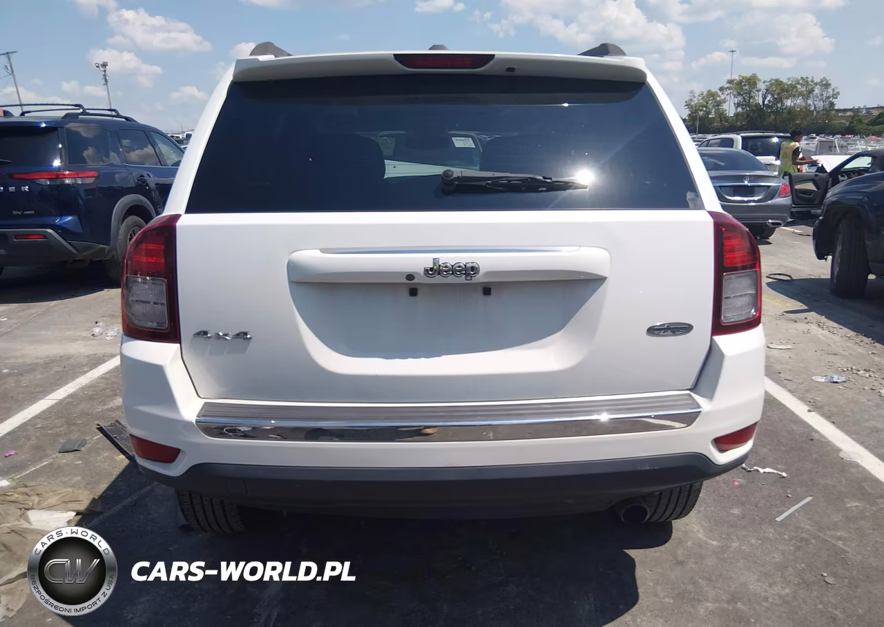 2016 Jeep Compass High Altitude Edition VIN:1C4NJDEB9GD793709 - 16