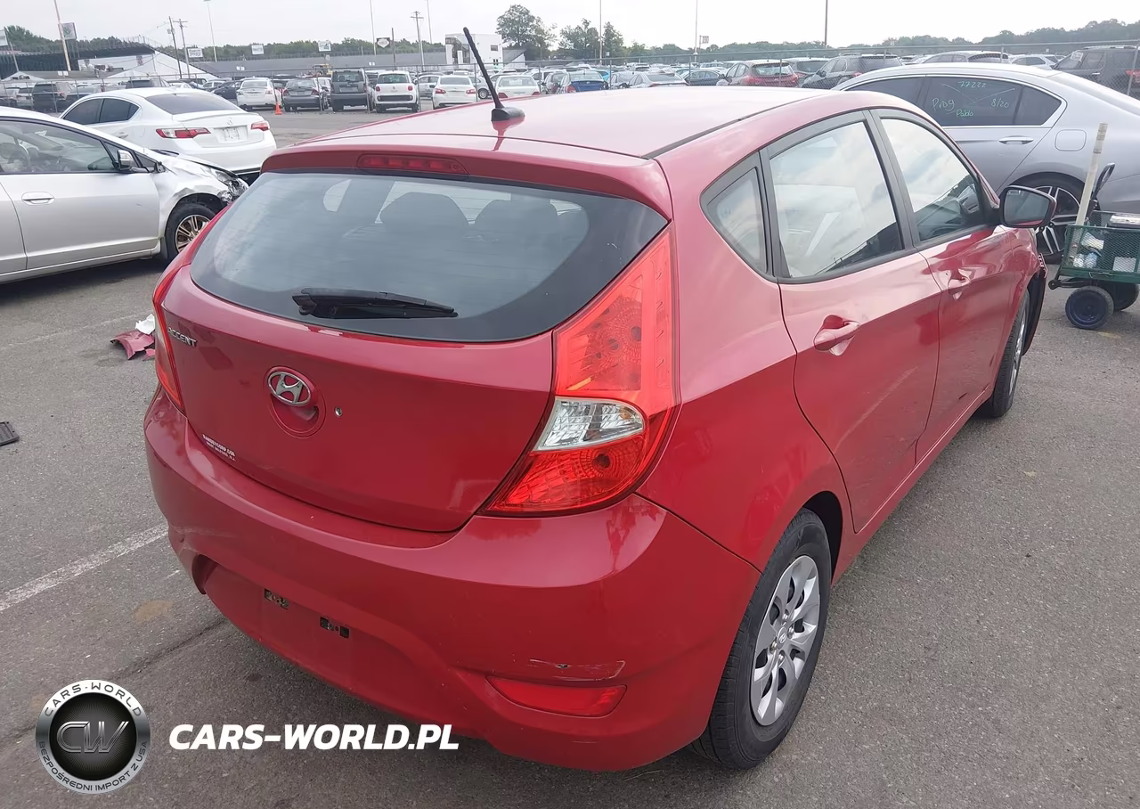2016 Hyundai Accent Se VIN:KMHCT5AE9GU288563 - 4