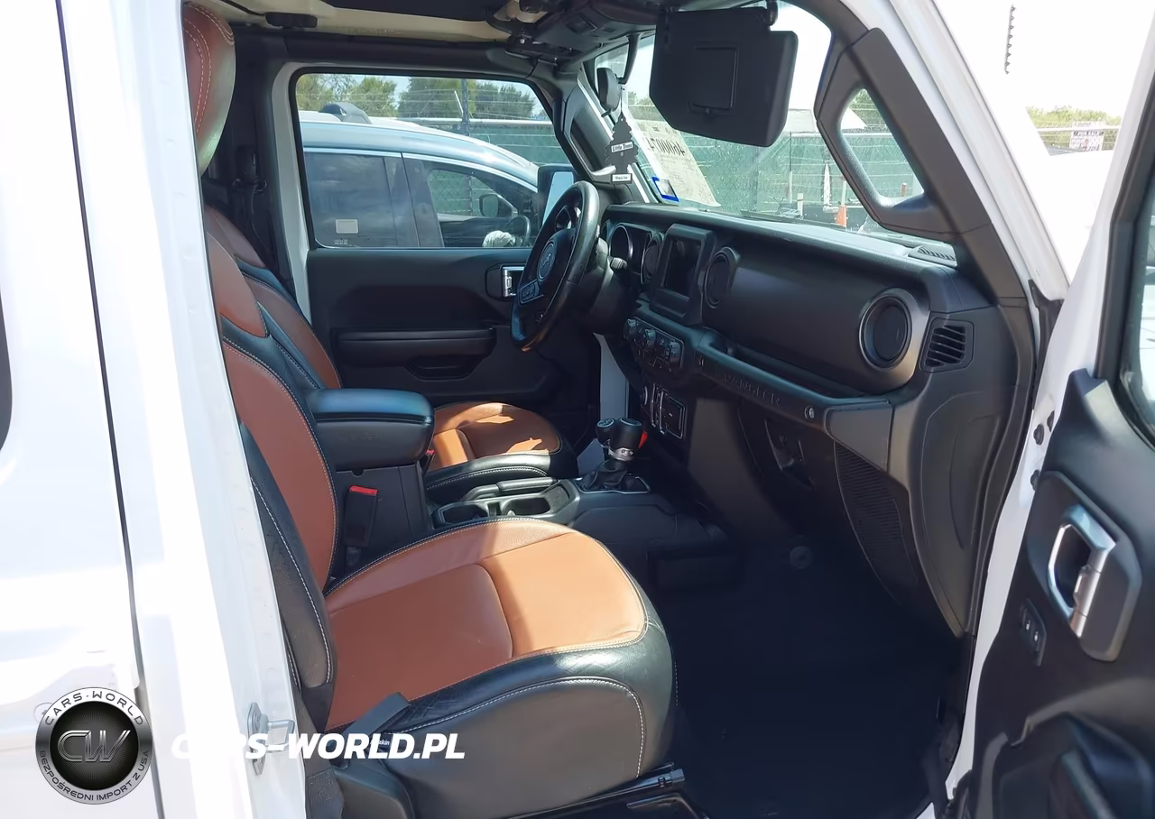 2018 Jeep Wrangler Unlimited Sport S 4X4 VIN:1C4HJXDN0JW231591 - 5