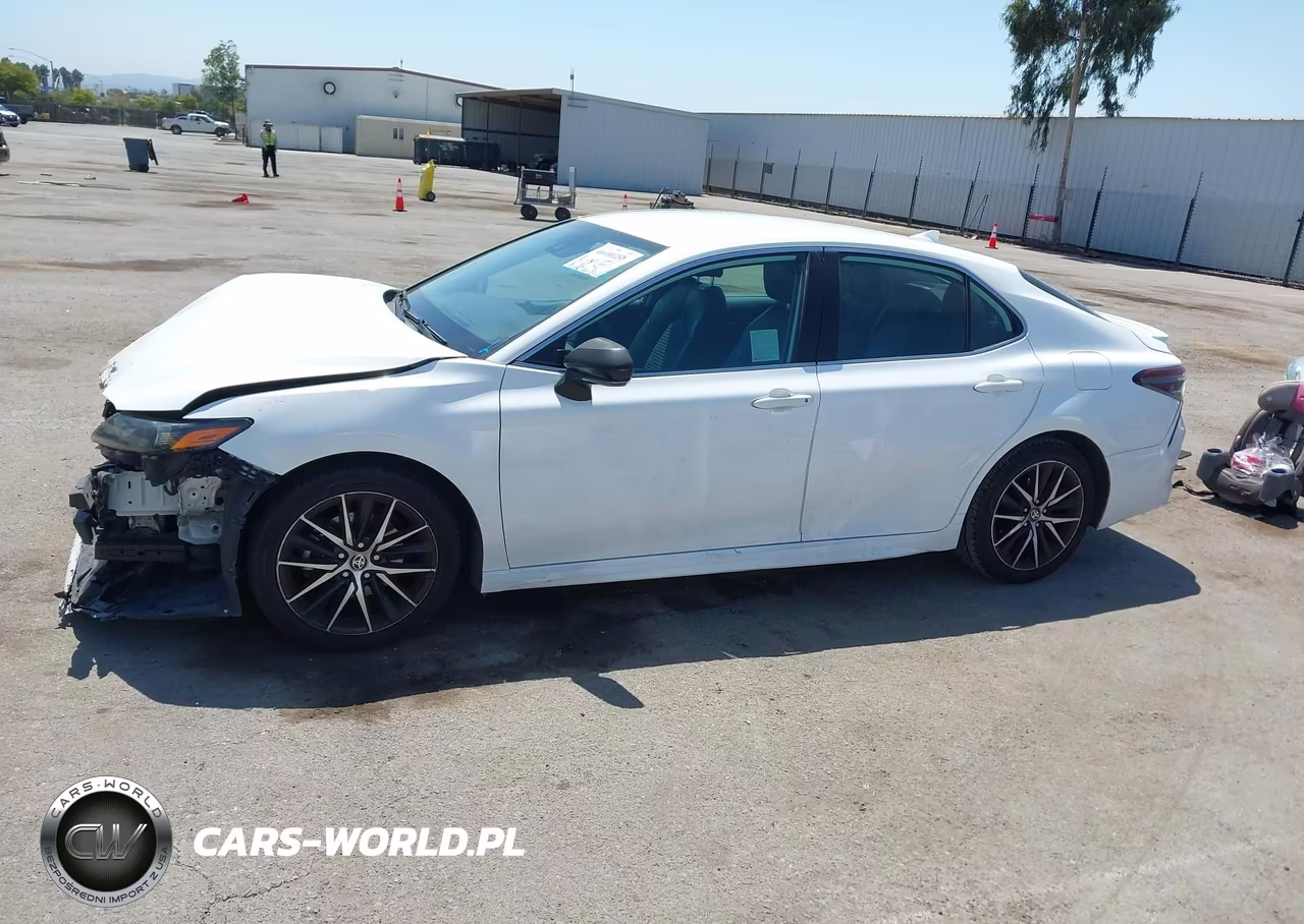 2021 Toyota Camry Se VIN:4T1T11AK4MU523533 - 17