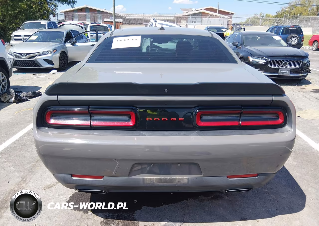 2018 Dodge Challenger Sxt VIN:2C3CDZAG1JH204518 - 16