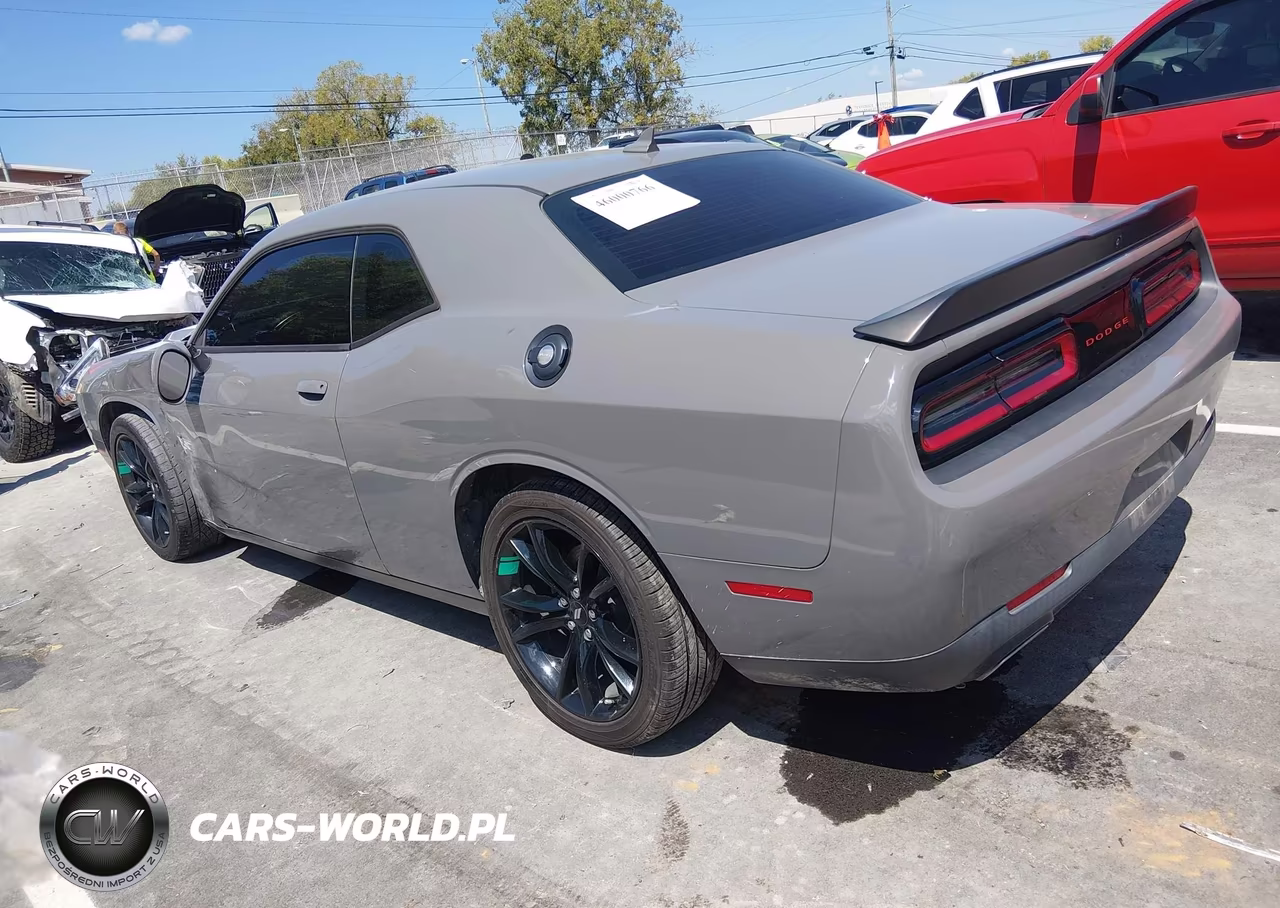 2018 Dodge Challenger Sxt VIN:2C3CDZAG1JH204518 - 3