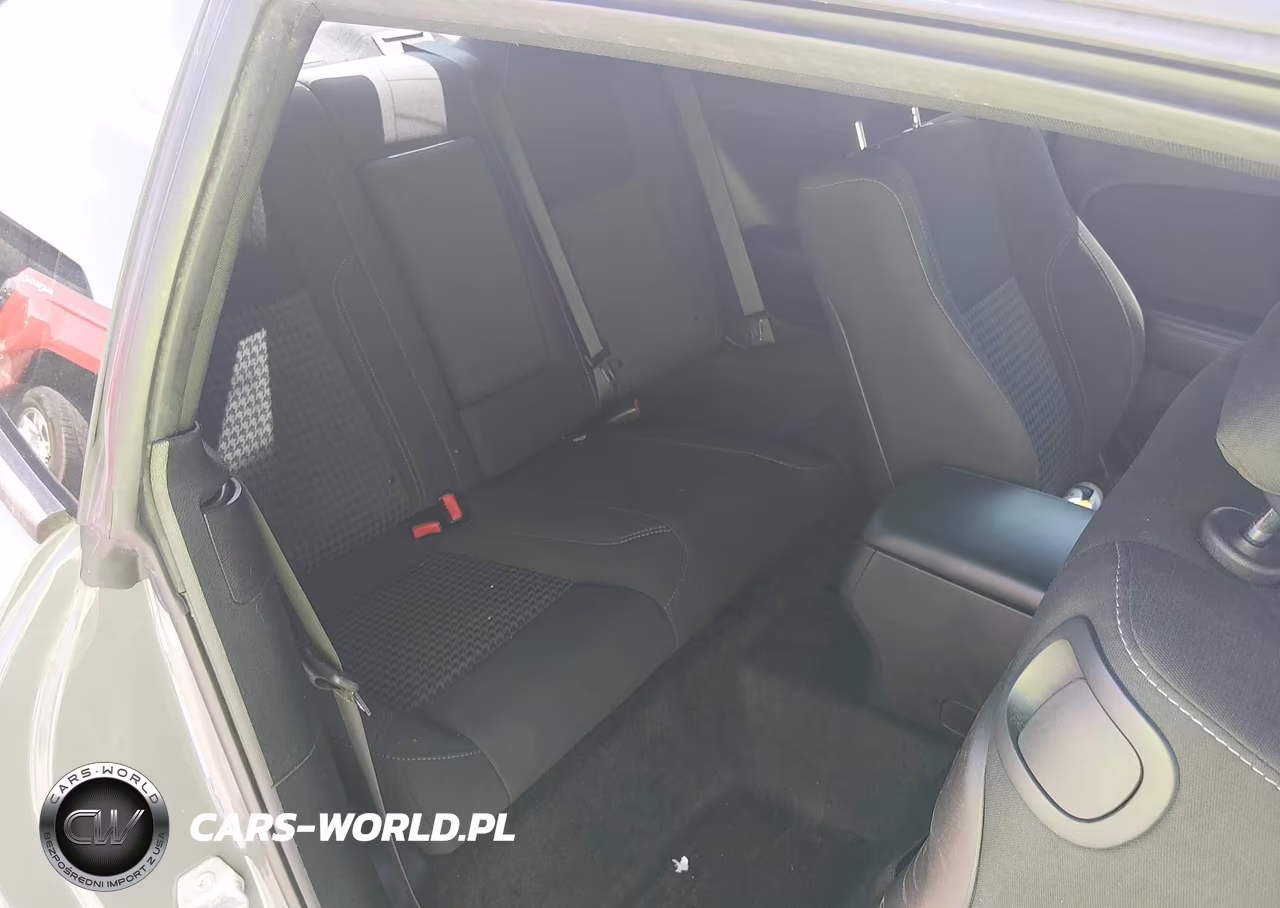 2018 Dodge Challenger Sxt VIN:2C3CDZAG1JH204518 - 8