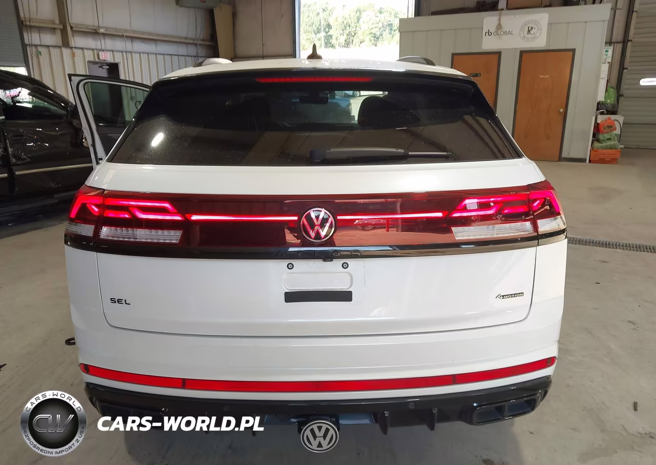2025 Volkswagen Atlas Cross Sport 2.0T Sel R-Line Black VIN:1V2AE2CA4SC210008 - 16