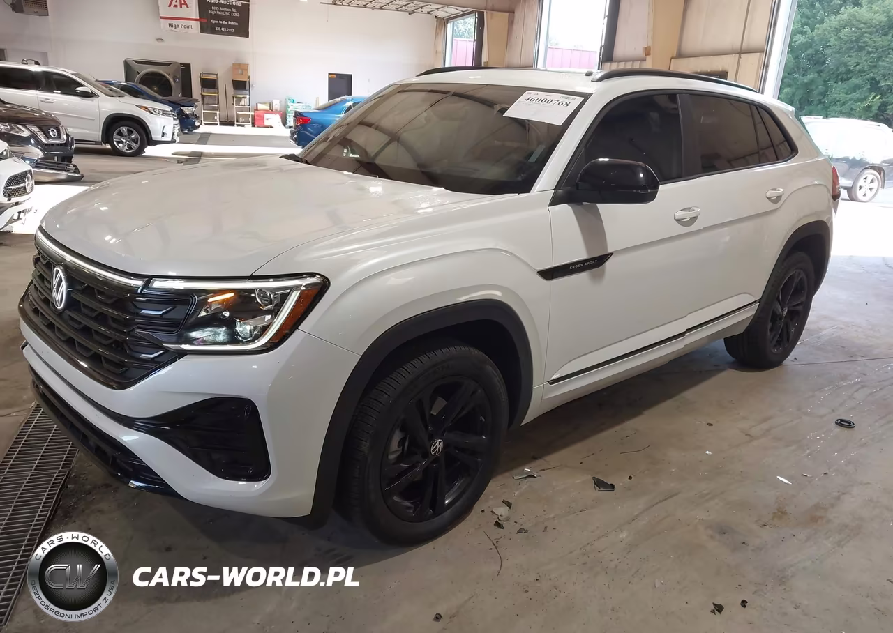 2025 Volkswagen Atlas Cross Sport 2.0T Sel R-Line Black VIN:1V2AE2CA4SC210008 - 2