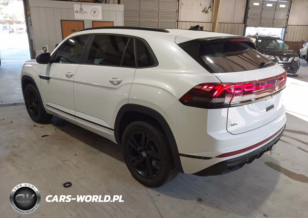 2025 Volkswagen Atlas Cross Sport 2.0T Sel R-Line Black VIN:1V2AE2CA4SC210008 - 3