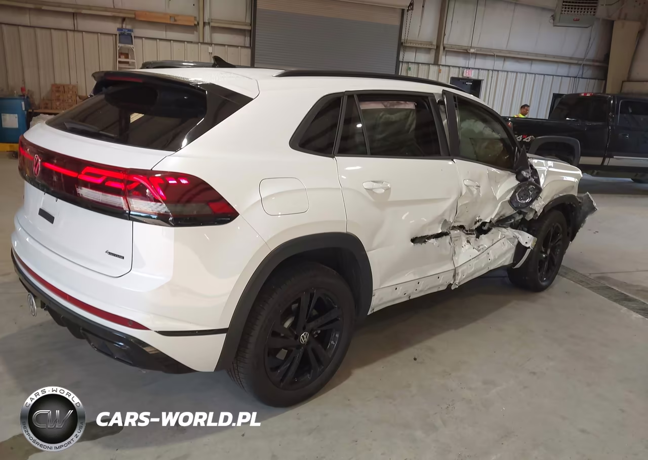2025 Volkswagen Atlas Cross Sport 2.0T Sel R-Line Black VIN:1V2AE2CA4SC210008 - 4
