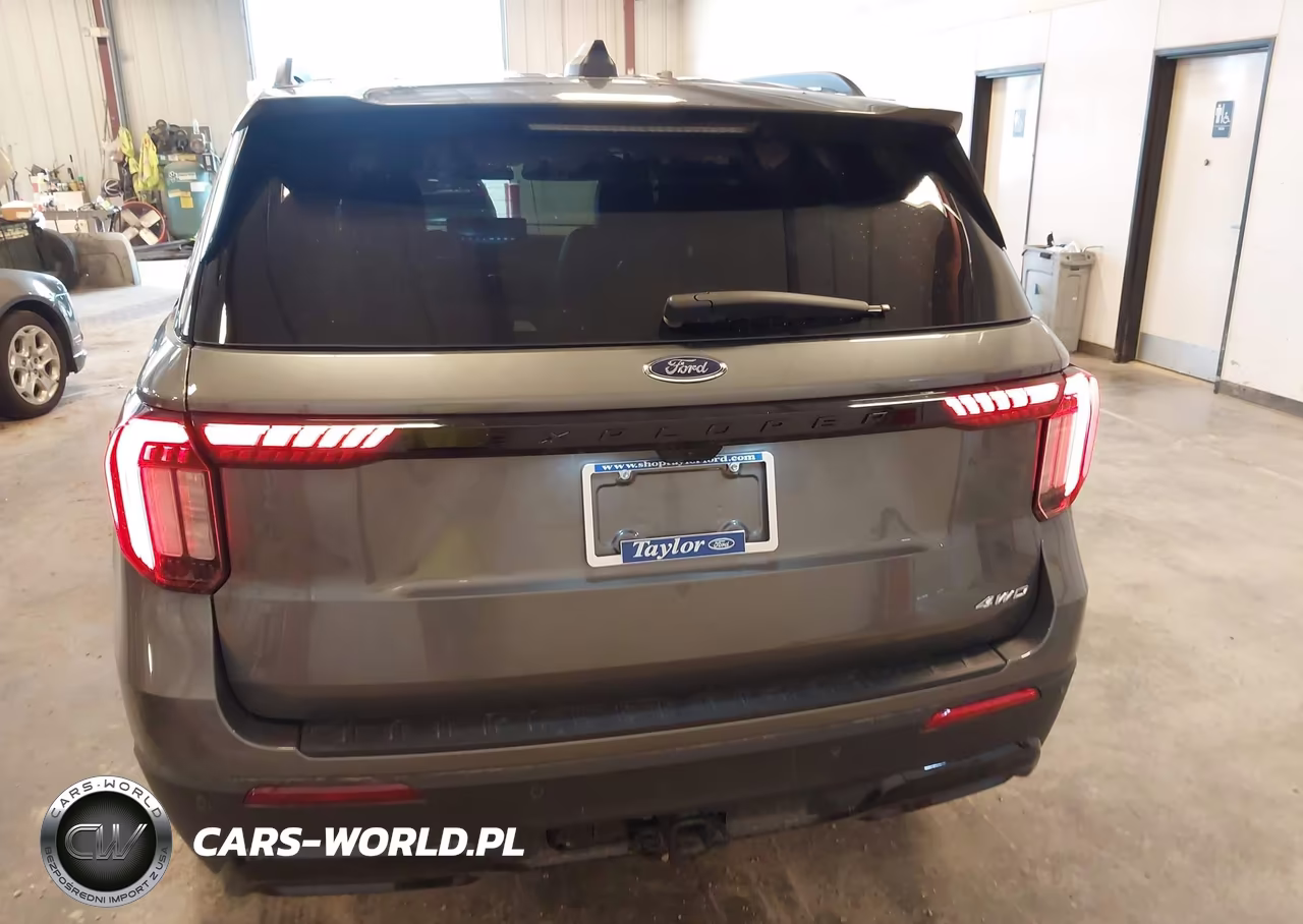 2026 Ford Explorer St-Line VIN:1FMUK8KHXTGB76008 - 16