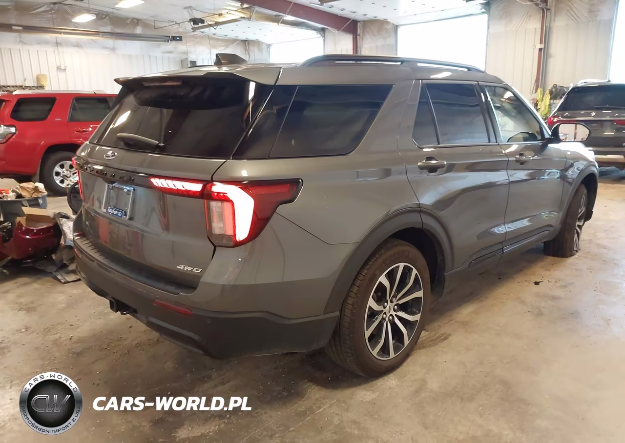 2026 Ford Explorer St-Line VIN:1FMUK8KHXTGB76008 - 4