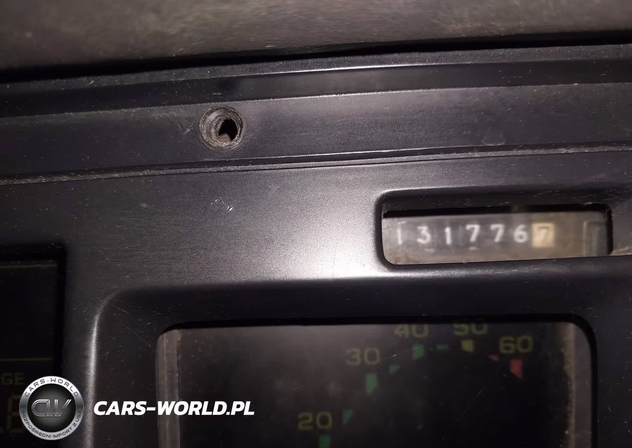 1989 Chevrolet Corvette VIN:1G1YY2184K5100760 - 12
