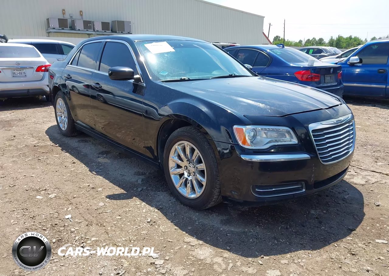 2014 Chrysler 300 – zdjęcie 1 z 10