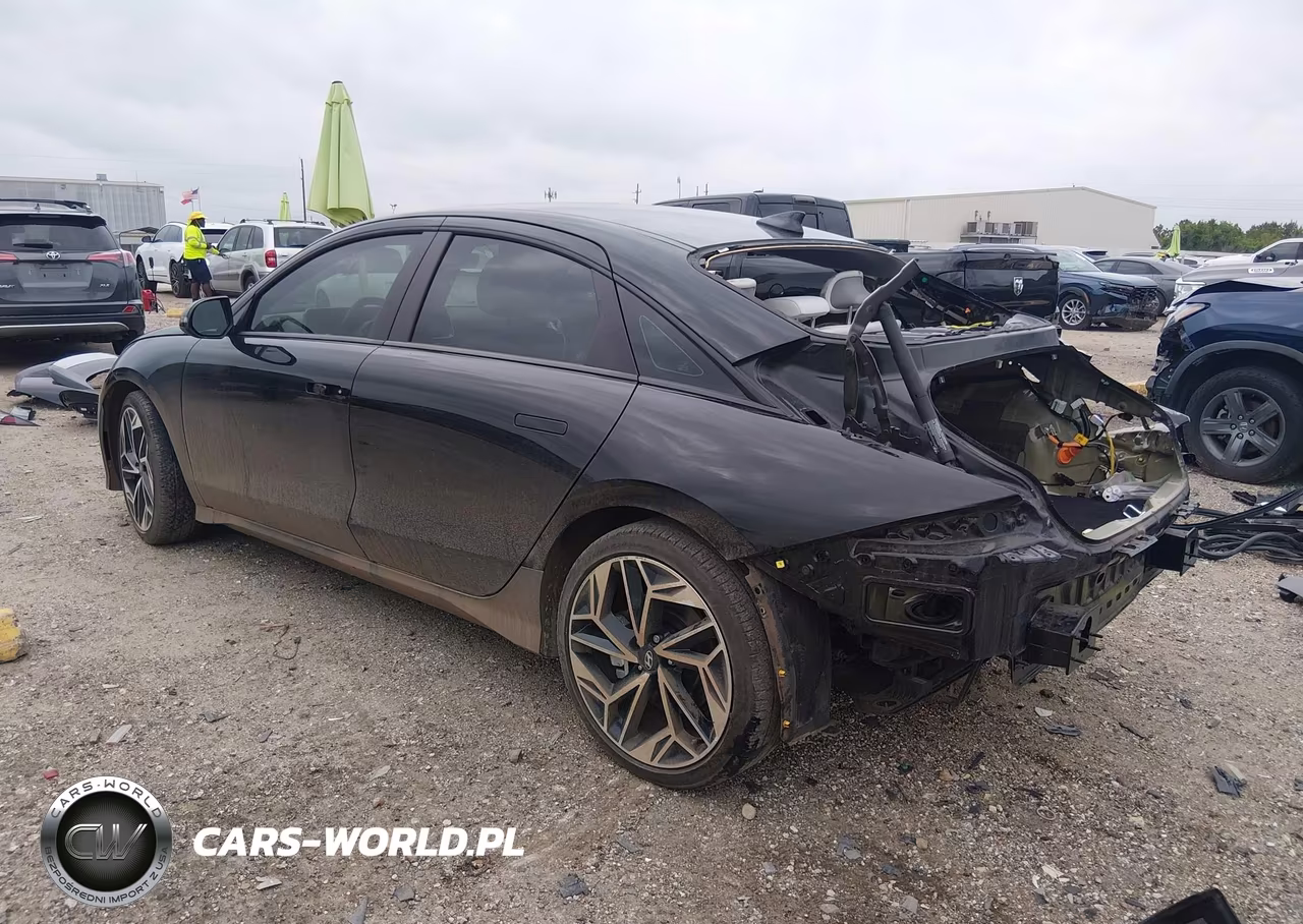 2025 Hyundai Ioniq 6 Sel VIN:KMHM34AA1SA095460 - 3